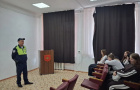 Старший инспектор ДПС провёл со студентами профилактическую беседу