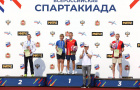 Губернатор Челябинской области Алексей Текслер и многократная чемпионка Паралимпийских игр, мира и Европы Рима Баталова наградили победителей состязаний по спортивной ходьбе Всероссийской спартакиады по лёгкой атлетике